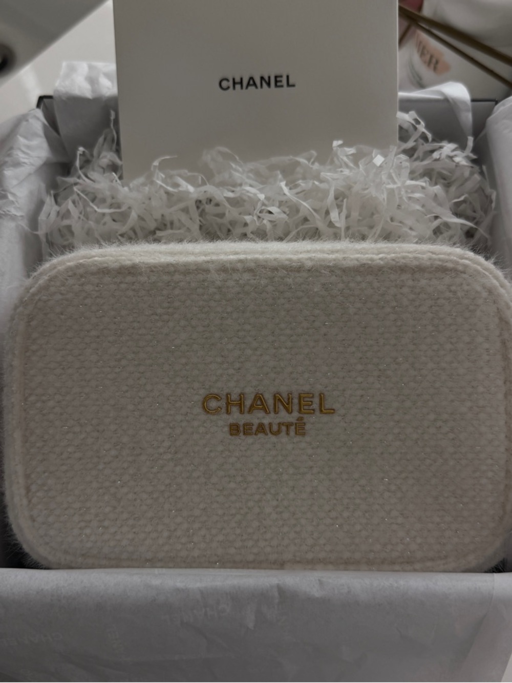 Chanel beauty makeup bag - Picture 5 of 5